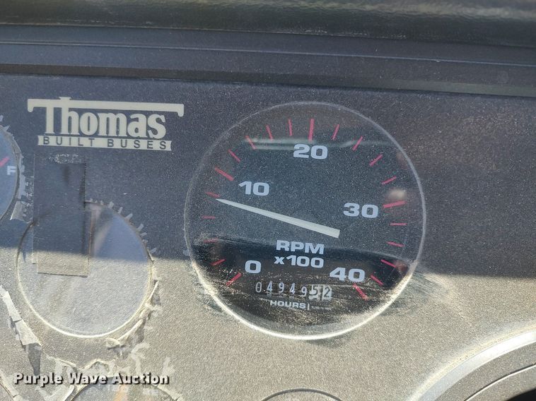 image for item LG9759 2000 Thomas Built Saf-T-Liner  school bus