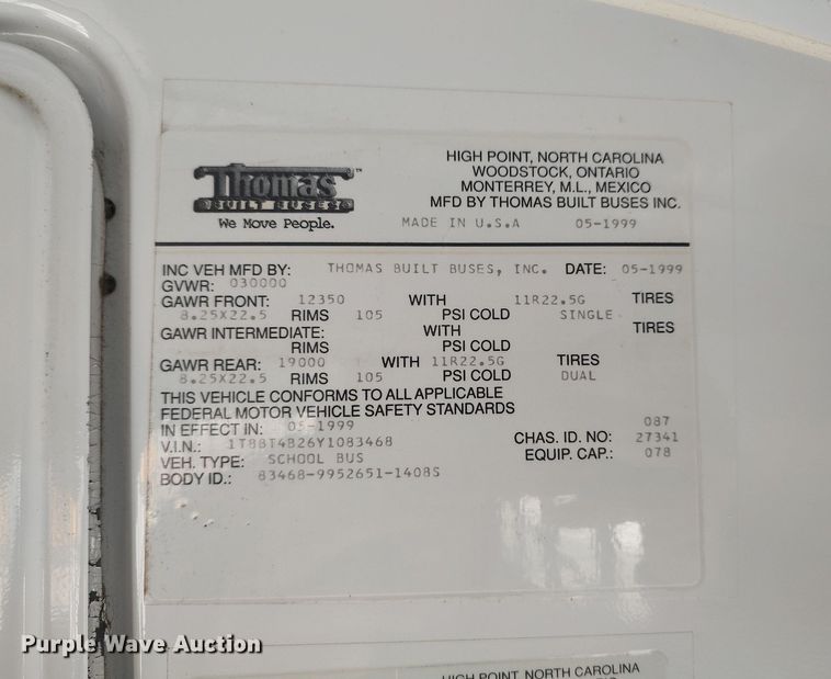 image for item LG9759 2000 Thomas Built Saf-T-Liner  school bus