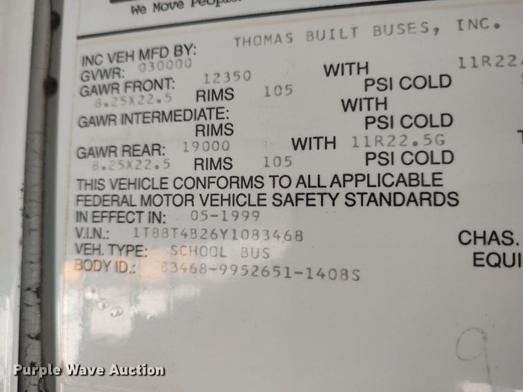 image for item LG9759 2000 Thomas Built Saf-T-Liner  school bus