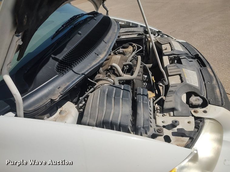 image for item LG9760 2006 Chrysler Town & Country  van