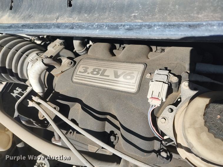 image for item LG9760 2006 Chrysler Town & Country  van