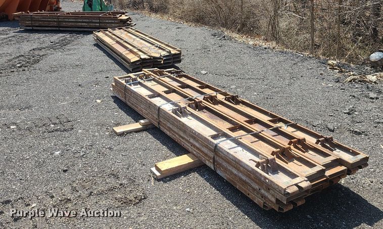 image for item LI9026 (60) concrete forms