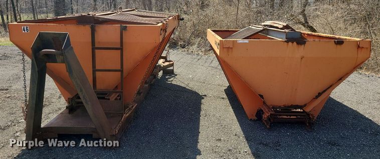 image for item LI9027 (2) Warren spreaders