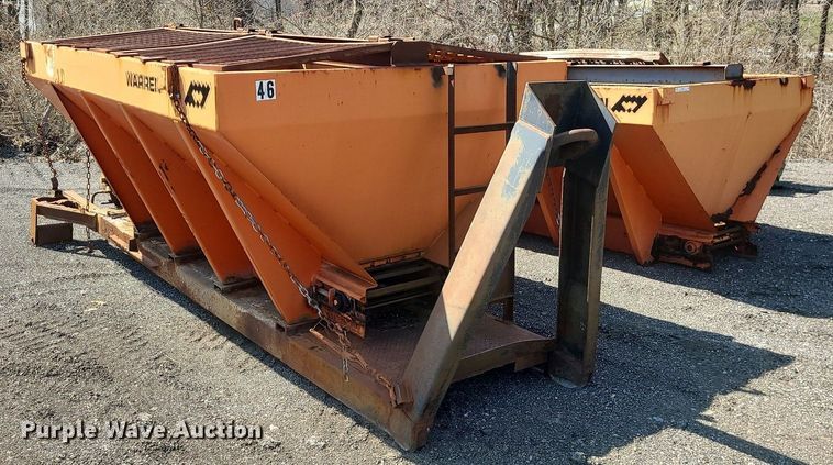 image for item LI9027 (2) Warren spreaders