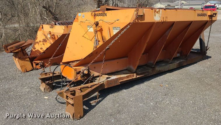 image for item LI9027 (2) Warren spreaders