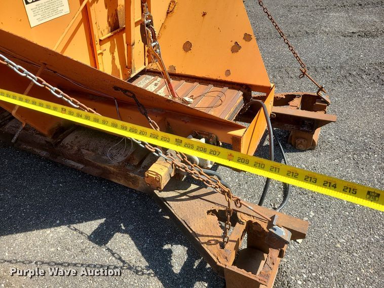 image for item LI9027 (2) Warren spreaders