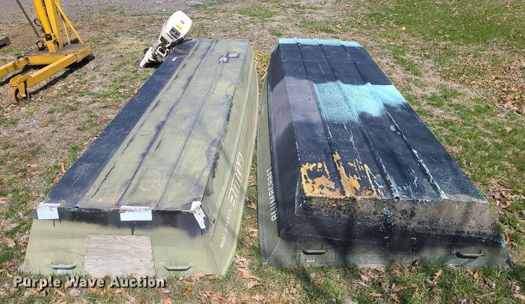 image for item LI9033 (2) 14' L boats