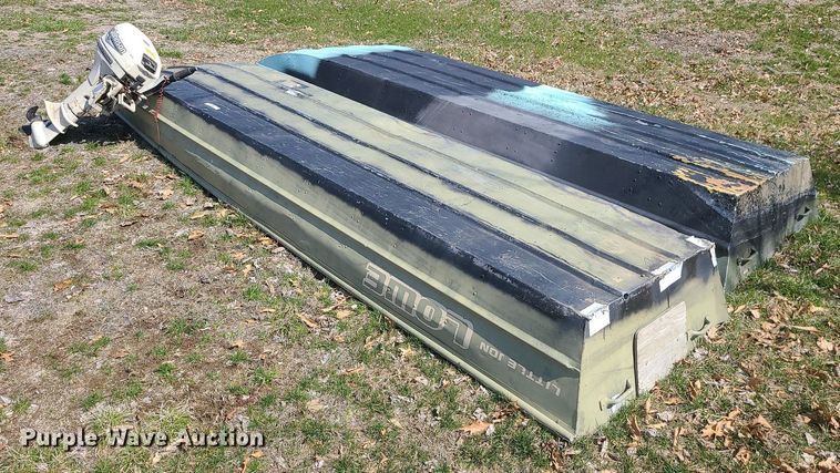 image for item LI9033 (2) 14' L boats