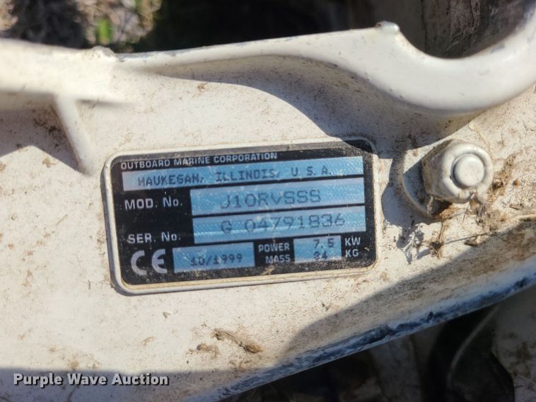 image for item LI9033 (2) 14' L boats