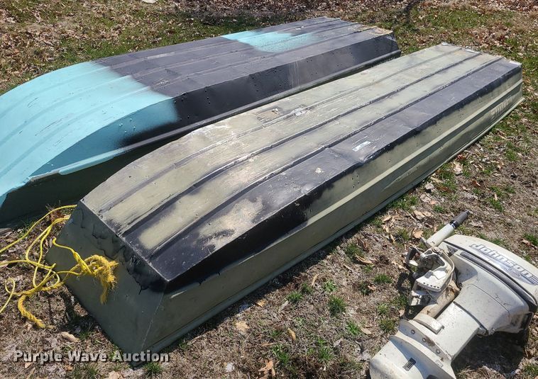 image for item LI9033 (2) 14' L boats