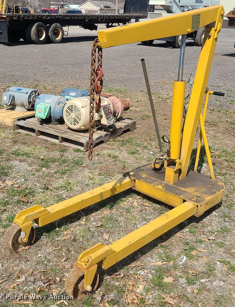 image for item LI9034 HM 4000  engine hoist