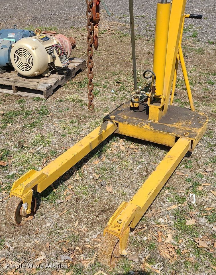 image for item LI9034 HM 4000  engine hoist