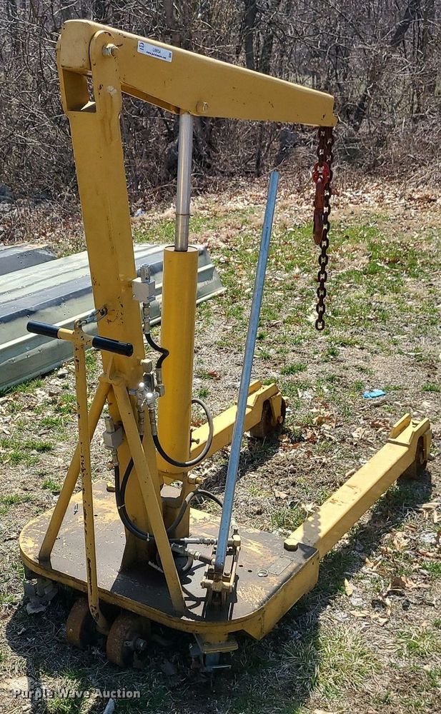 image for item LI9034 HM 4000  engine hoist