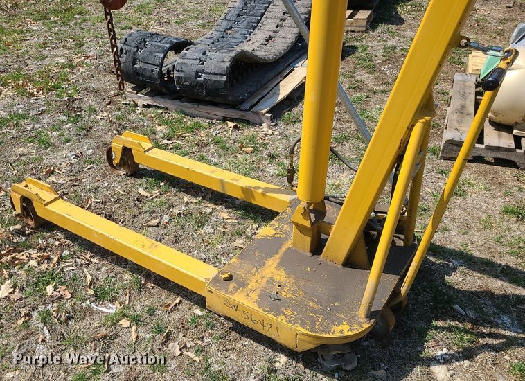 image for item LI9034 HM 4000  engine hoist