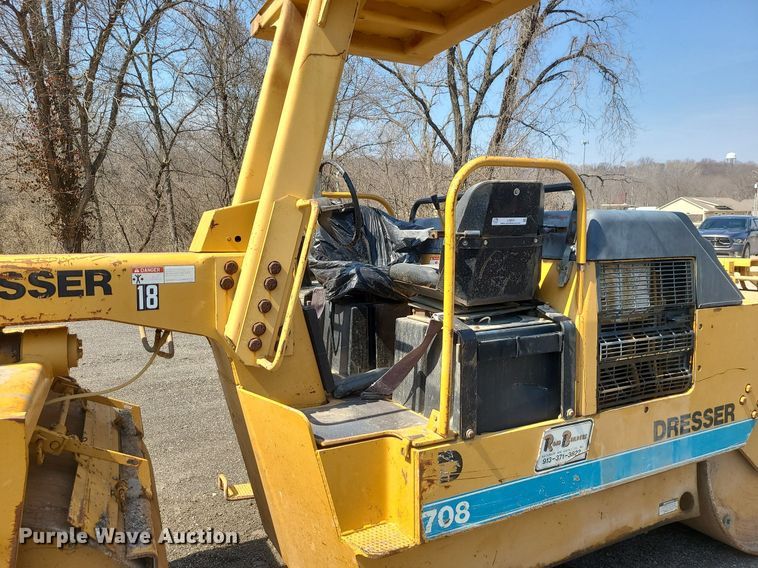 image for item LI9035 Dresser 708  double drum roller