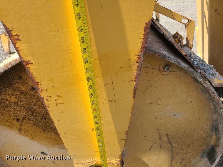 image for item LI9035 Dresser 708  double drum roller