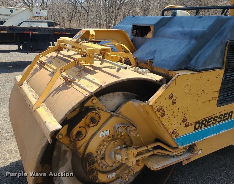 image for item LI9035 Dresser 708  double drum roller