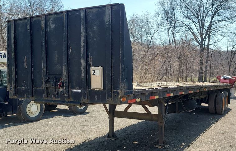 image for item LI9036 1973 Dorsey  flatbed trailer
