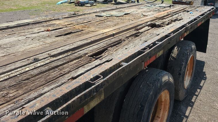 image for item LI9036 1973 Dorsey  flatbed trailer