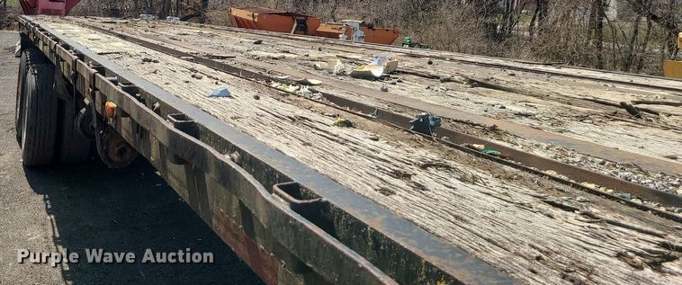 image for item LI9036 1973 Dorsey  flatbed trailer