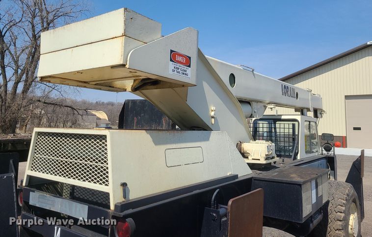 image for item LI9037 Lorain LRT-100  crane