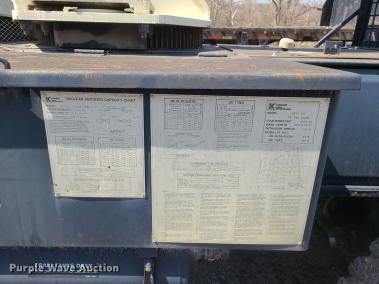 image for item LI9037 Lorain LRT-100  crane
