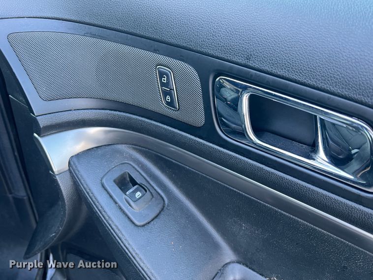 image for item LI9555 2017 Ford Explorer Police Interceptor  SUV