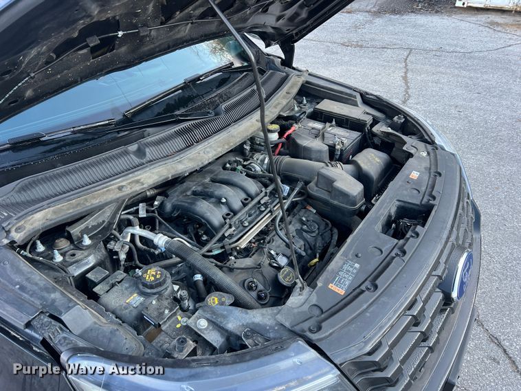 image for item LI9555 2017 Ford Explorer Police Interceptor  SUV