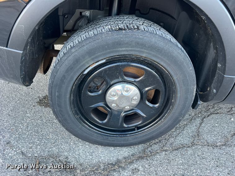 image for item LI9555 2017 Ford Explorer Police Interceptor  SUV