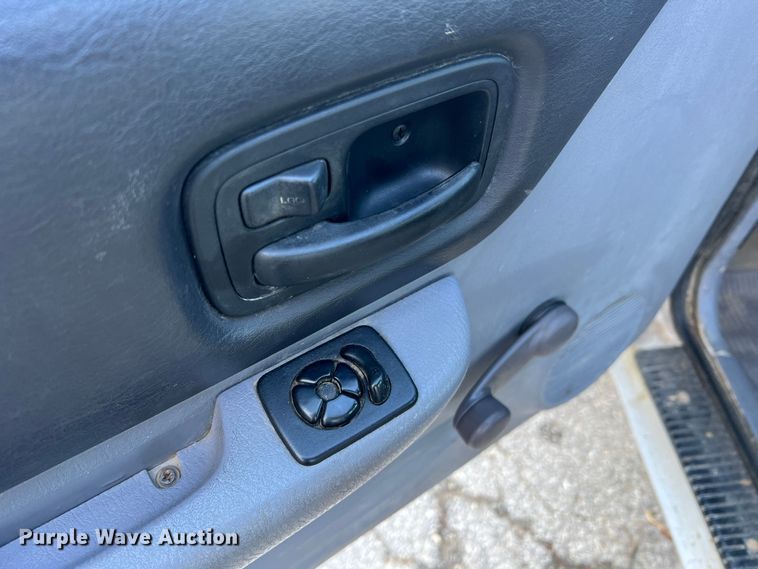 image for item LI9556 1998 Jeep Cherokee  SUV