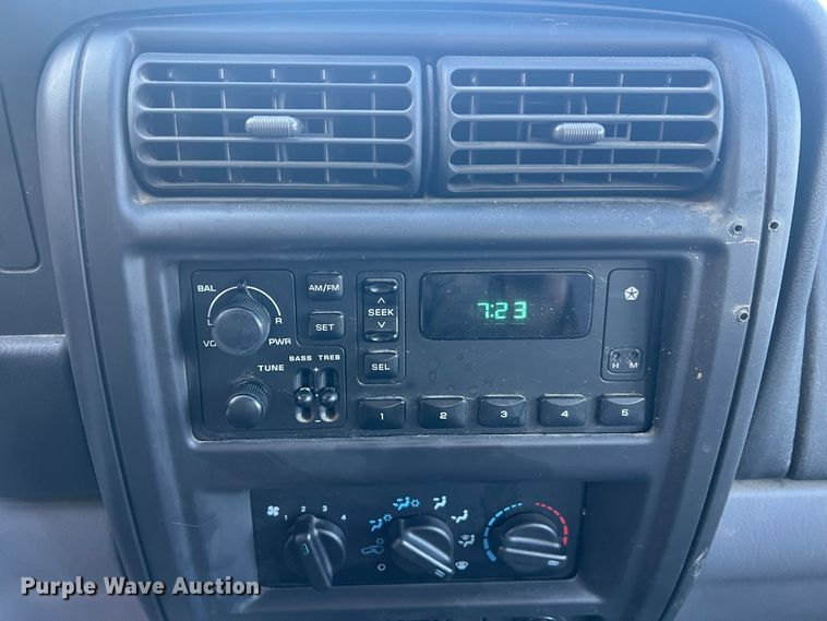 image for item LI9556 1998 Jeep Cherokee  SUV