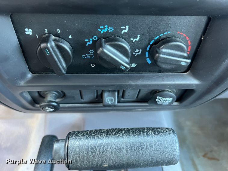 image for item LI9556 1998 Jeep Cherokee  SUV