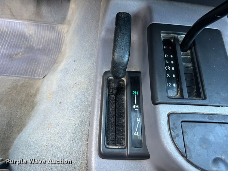 image for item LI9556 1998 Jeep Cherokee  SUV