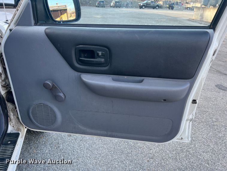 image for item LI9556 1998 Jeep Cherokee  SUV