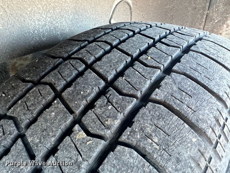 image for item LI9556 1998 Jeep Cherokee  SUV