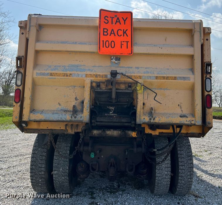 image for item LI9562 2009 International WorkStar 7500  dump truck