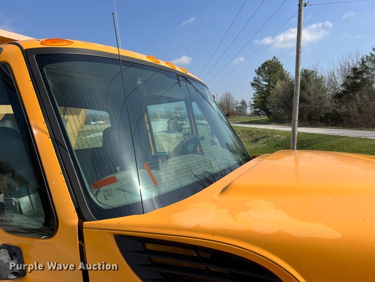 image for item LI9562 2009 International WorkStar 7500  dump truck