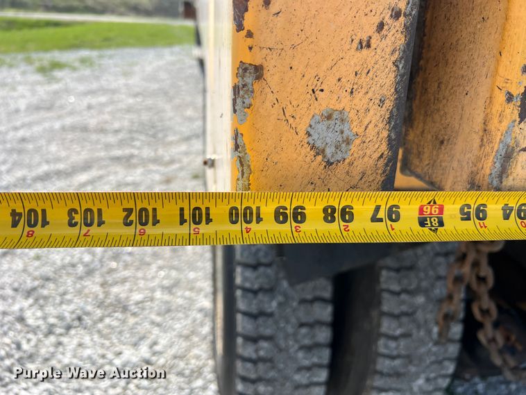 image for item LI9562 2009 International WorkStar 7500  dump truck