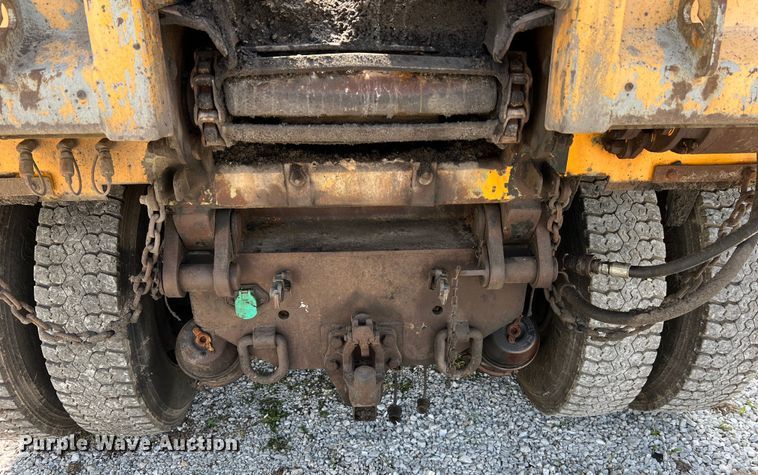 image for item LI9562 2009 International WorkStar 7500  dump truck