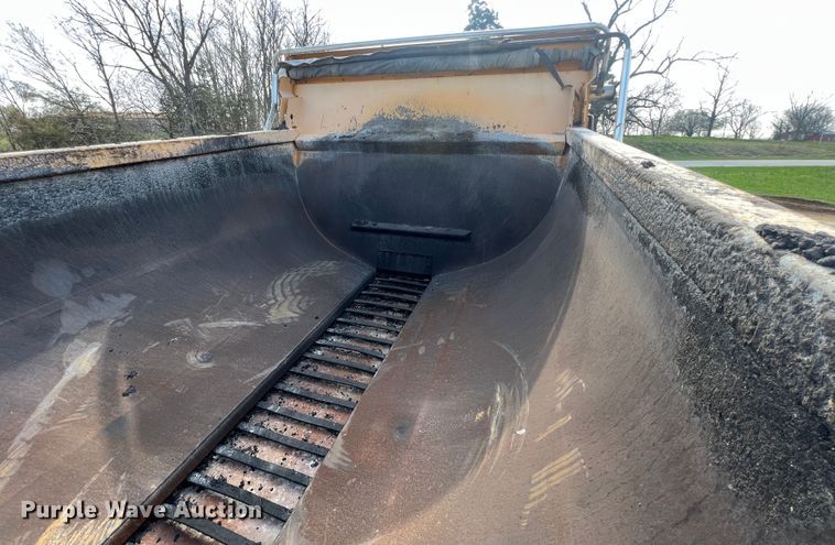 image for item LI9562 2009 International WorkStar 7500  dump truck