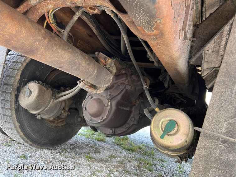 image for item LI9562 2009 International WorkStar 7500  dump truck