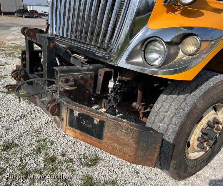 image for item LI9562 2009 International WorkStar 7500  dump truck