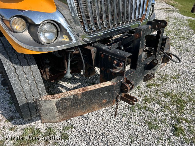 image for item LI9562 2009 International WorkStar 7500  dump truck