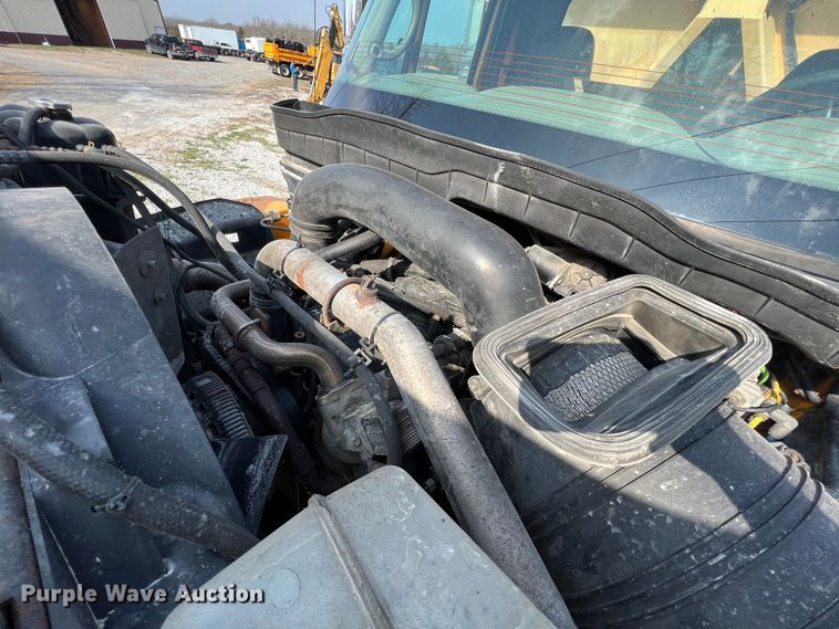 image for item LI9562 2009 International WorkStar 7500  dump truck