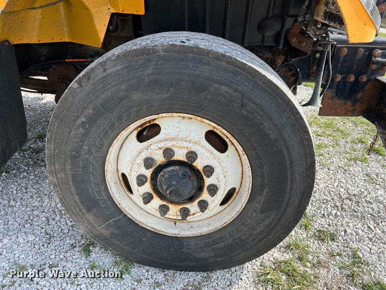 image for item LI9562 2009 International WorkStar 7500  dump truck