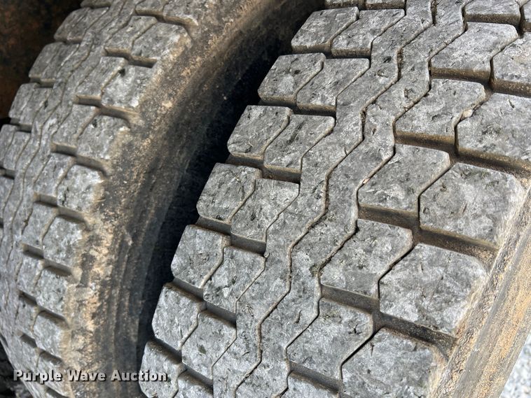 image for item LI9562 2009 International WorkStar 7500  dump truck