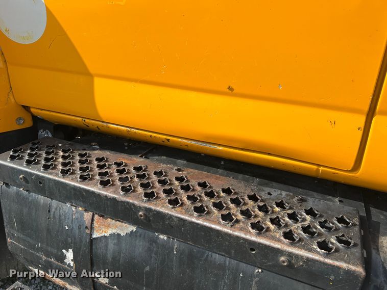 image for item LI9563 2004 Chevrolet C7500  oil distributor truck