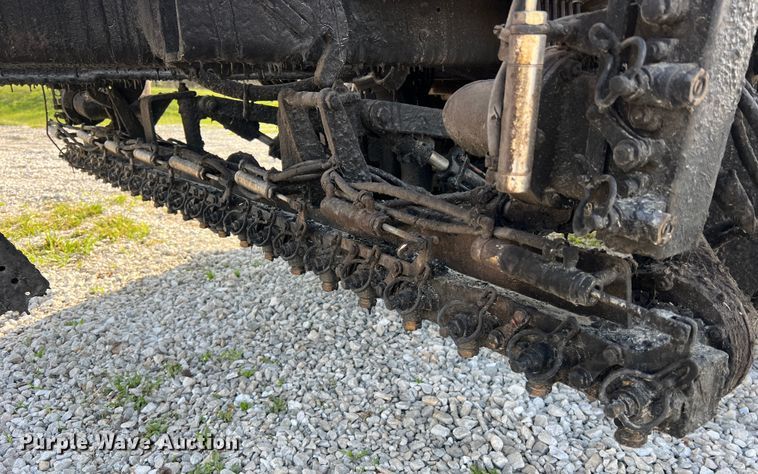 image for item LI9563 2004 Chevrolet C7500  oil distributor truck