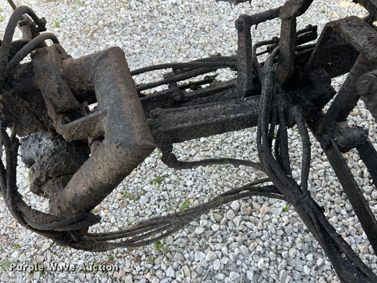 image for item LI9563 2004 Chevrolet C7500  oil distributor truck