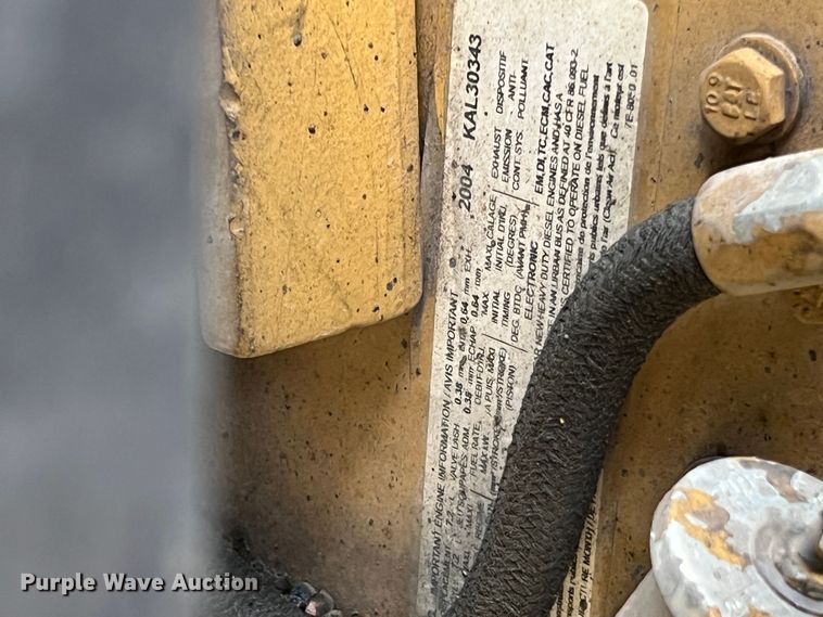 image for item LI9563 2004 Chevrolet C7500  oil distributor truck